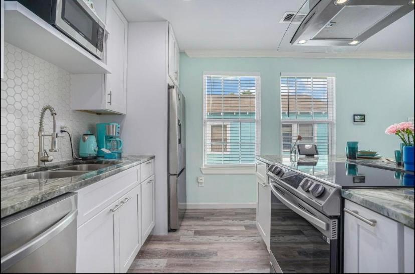Вилла Island Dreams Oasis Galveston Retreat Экстерьер фото