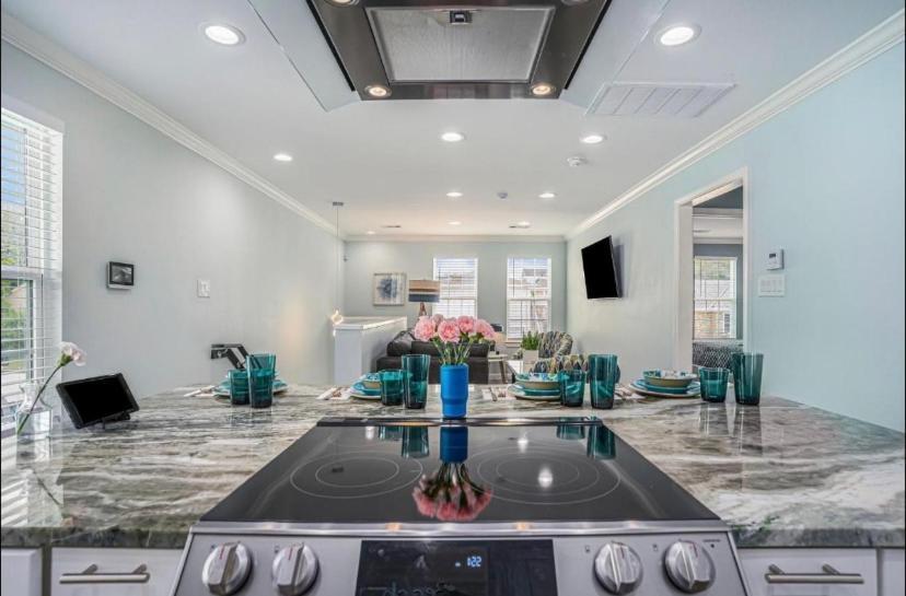 Вилла Island Dreams Oasis Galveston Retreat Экстерьер фото