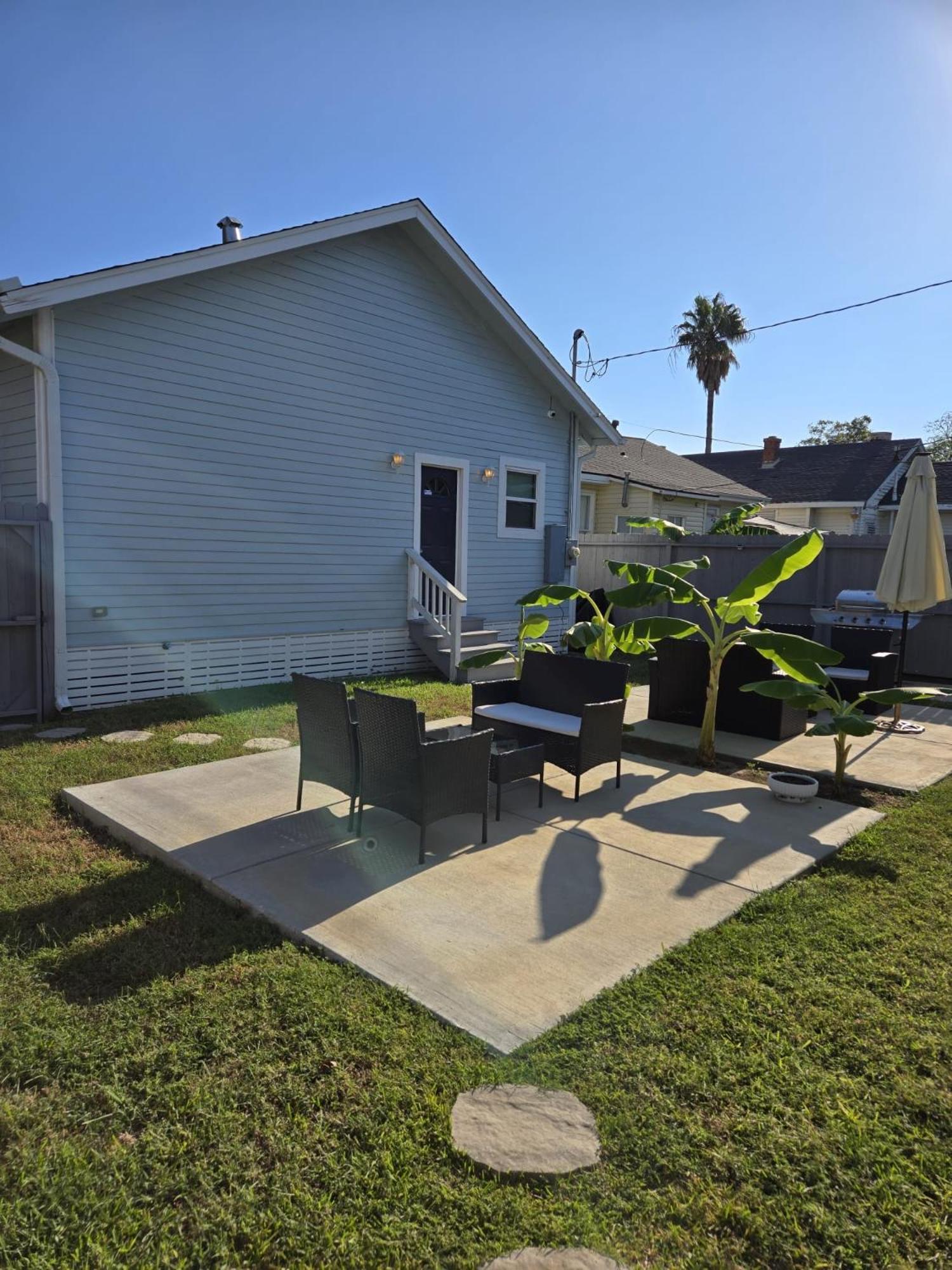 Вилла Island Dreams Oasis Galveston Retreat Экстерьер фото
